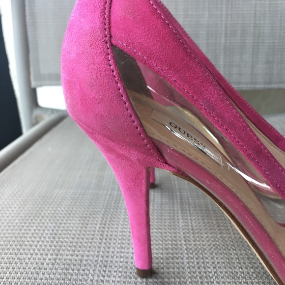 GUESS Pink Suede Clear Lucite Trim Japeen Pumps Heels 7.5 - Picture 2 of 12